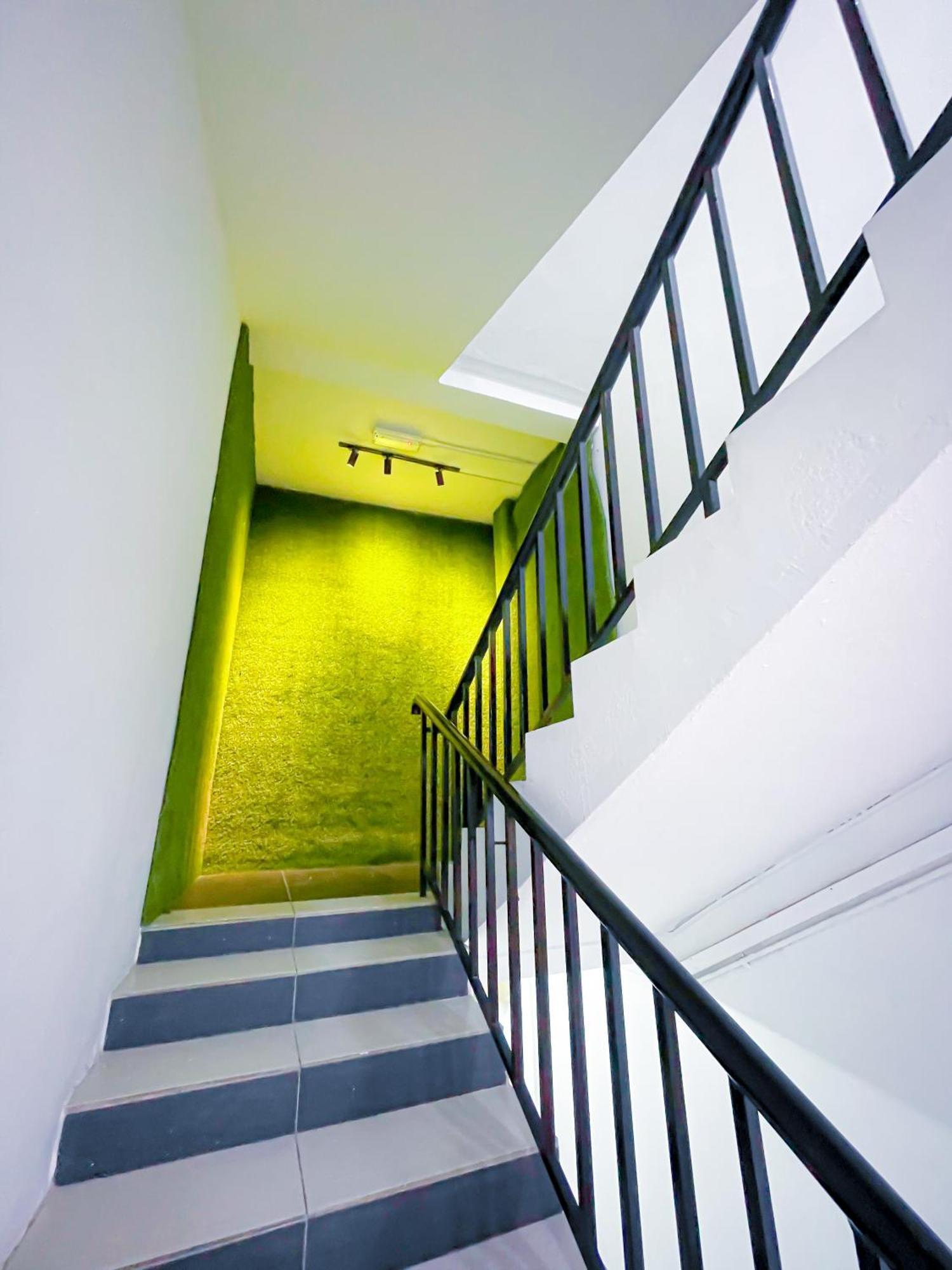 Starq Hotel Куала-Лумпур Экстерьер фото